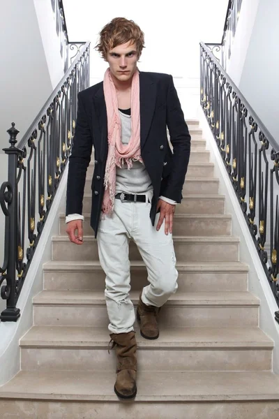 Look 15